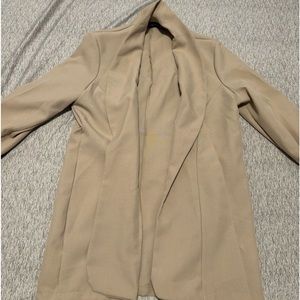 Pretty Little Thing Blazer Size 4